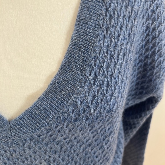 NEW / J.Crew cashmere knit sweater - Picture 4 of 9